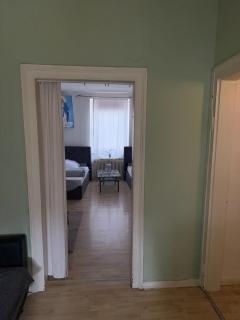 Green Plants 24 7 Check In 4 Persons - 5