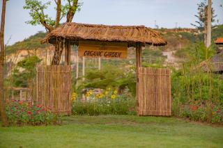 Crown Retreat Quy Nhon Resort - Quy Nhon - 3