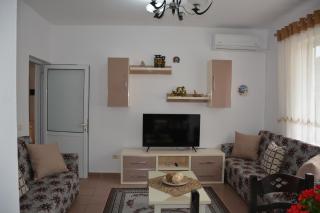 Guesthouse Odobashi - Çorovodë - 6