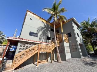 2 Bedroom Apartment with full beds and bunk beds - El Zonte - 3