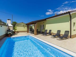 Holiday Home Laura by Interhome - Pula - 0