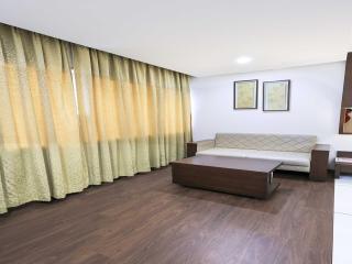Townhouse Oak Hotel Surya Vadodara - Vadodara - 3
