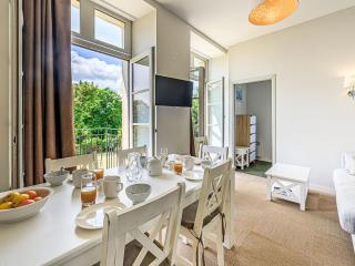 Apartment Château De Kergonano-15 by Interhome - 9