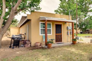 4 Mi to Rio Grande Bosque Farms Home with Patio! - Los Lunas - 0