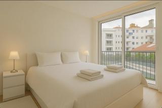 Bright 1 BDR Apartment W/ Pool View by LovelyStay - Lisbona - 9