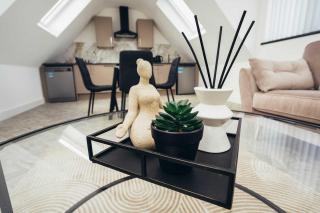 Hen & Chickens Luxury Apartments, Free Parking, By DerBnB - Derby - 9
