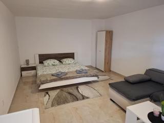 Apartmani Ivan Šajnović - Gornji Karin - 6