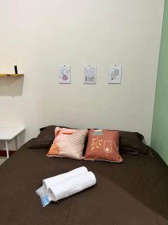 Tuwin Guest House Syariah - Timuran - 2