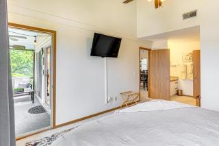 Main Channel Condo w/ Pool Access in Osage Beach - 1