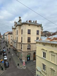 VIP apartments 15 - Lviv - 9