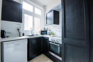 Amazing Renovated Apartment in the city-center - Lille - 2