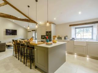 4 Bed in Skipton 84017 - - 7