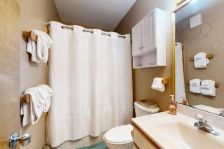 The Woods - Village 4 - 7