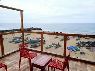 Paradise Beach Inn - 2