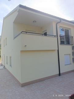 Apartments Ena & Leona - Baška - 8