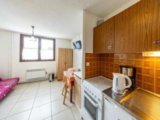 Studio cosy 16 m² pour 2 pers en centre station avec TV et cuisine équipée - FR-1-807-37 - Saint-François-Longchamp - 2
