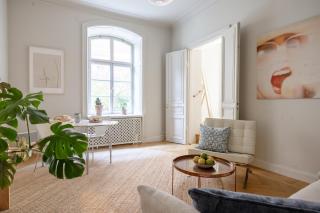 Stylish and Central Stockholm Östermalm Apartment - Stockholm - 1