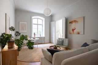 Stylish and Central Stockholm Östermalm Apartment - Stockholm - 3