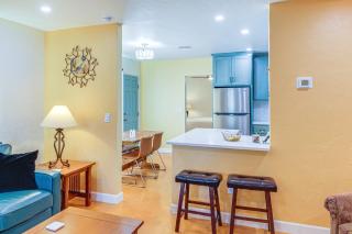 Ideally Located Tucson Townhome 2 Mi to Downtown! - Tucson - 3