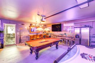 Welcoming Bullhead City Home with Pool and Game Room! - Bullhead City - 2