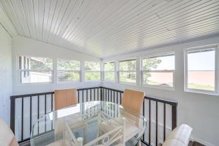 Waterfront Lake Eufaula Home Dock and Beach Access! - Texanna - 4