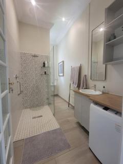 Houghton Garden Manors - Johannesburg - 7