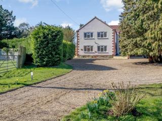 2 Bed in Melton Constable 75761 - Briston - 0