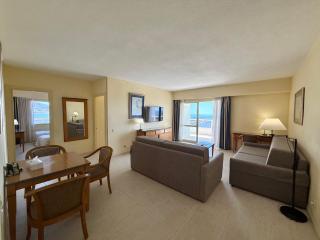 PYR BeachFront and Pool Apartment - Fuengirola - 9