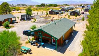 Sunrise Springs Cabins B2 - Pahrump - 2