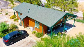 Sunrise Springs Cabins B2 - Pahrump - 1