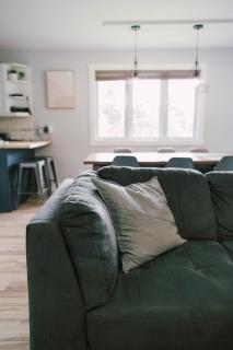 Sandbanks Cottage on Sheba's Island - 5 min drive, pet friendly - 1