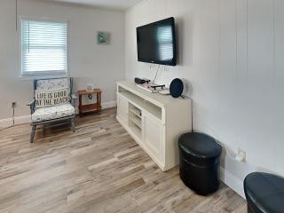 John Silver Cottage - Galveston - 6