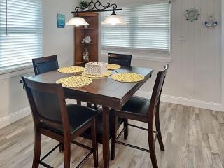 John Silver Cottage - 4