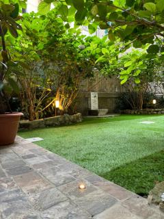 Lucy's Flowers - La Spezia - 8