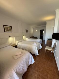 Hotel Las Camelias - 6