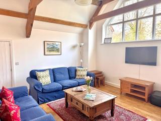 4 Bed in Abergavenny 90003 - Gilwern - 4
