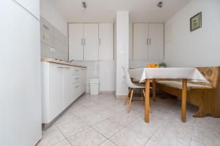 Apartments Teresa - Seget Vranjica - 5