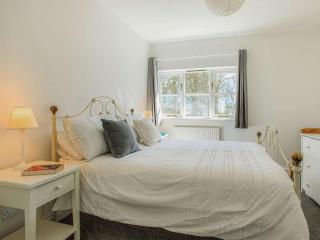 3 Bed in Lyme Regis 61809 - Combpyne - 1