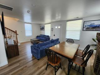 Cadillac Blue House - Luxury w/ Pool Table! - Atlantic City - 2