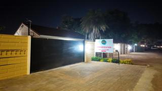 Bungalow Guest House Phase 4 - Gaborone - 8