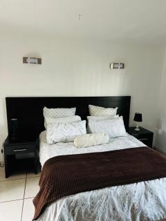 Hartbeespoort Mountain Resort & Confrence Centre - Hartbeespoort - 6
