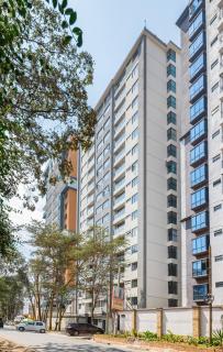 Kim Heartland - Nairobi - 4