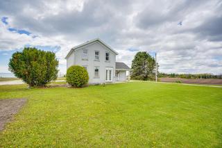 Waterfront Lake Michigan Home on 15 Acres! - Manitowoc - 0