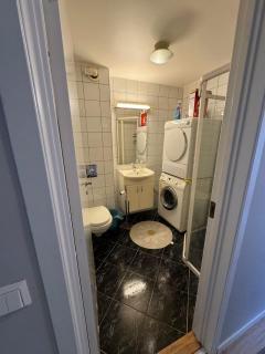 Sentral apartment and free parking - Stavanger - 1