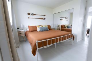 King Suite - 2min Walk to Beach Close to Downtown! - Oceanside - 9