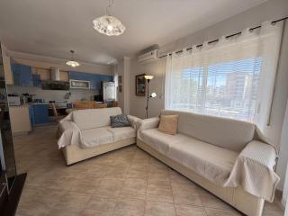 Family Vacation Big House - Durrës - 4
