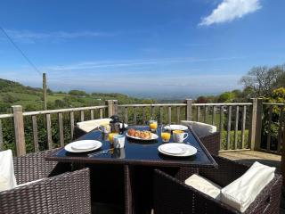 2 Bed in Abergavenny 83894 - Llanover - 8