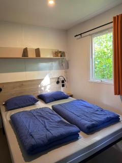 4p Lodge centrally located in National Park, Swimming pool 63 - Wateren - 8