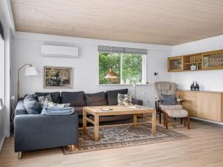 Holiday Home Johan - from the sea by Interhome - Hals - 9
