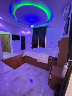 5b Service Apartment - Lagos - 3